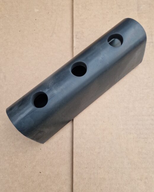 Gummibuffert L=300mm 3 hål stående